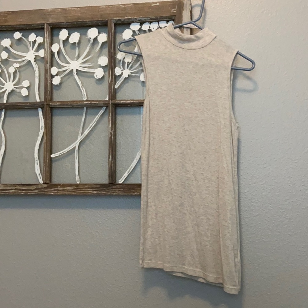 High neck tank